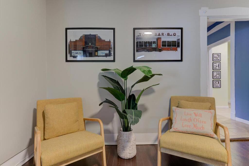 Bright & Charming With Fire Pit And Porch Swing - Close To Beale Street, Bbq, Graceland, And The Liberty Bowl Casa vacanze Memphis