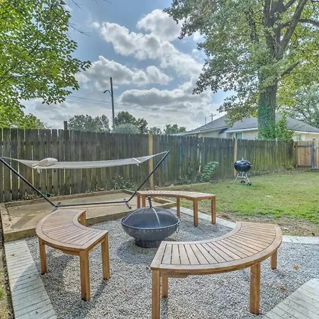 Bright & Charming Cottage With Fire Pit And Porch Swing - Close To Beale Street, Bbq, Graceland, And The Liberty Bowl Memphis Exterior photo